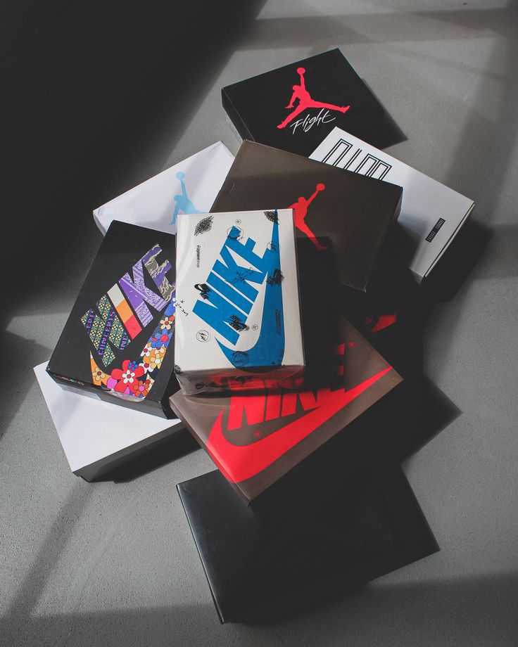 Borishop sneakers de noche