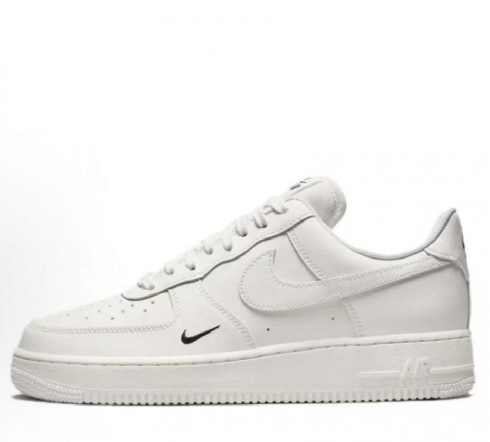 Sneaker sail